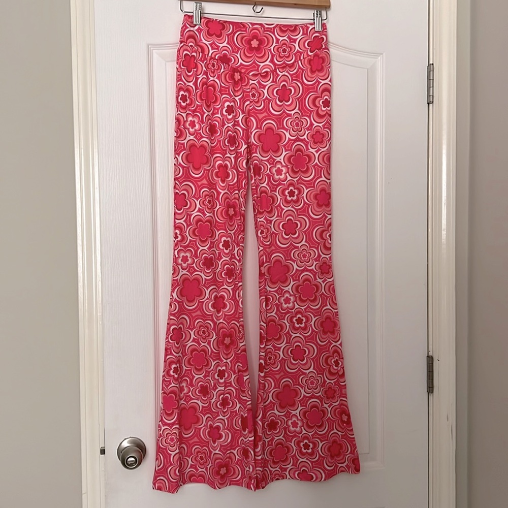 Amazon High Waist Hot Pink Flower Bell Bottom Pants Size M